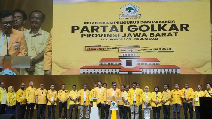 Ini Daftar Lengkap Kepengurusan DPD I Partai Golkar Jawa Barat Periode 2020-2025 Ini Daftar Lengkap Kepengurusan DPD I Partai Golkar Jawa Barat Periode 2020-2025