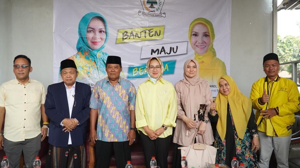 Tokoh Betawi Banten, Haji Ahmad Sanusi Nilai Airin Rachmi Diany Punya Wawasan Luas dan Rasa Tanggung Jawab Tokoh Betawi Banten, Haji Ahmad Sanusi Nilai Airin Rachmi Diany Punya Wawasan Luas dan Rasa Tanggung Jawab